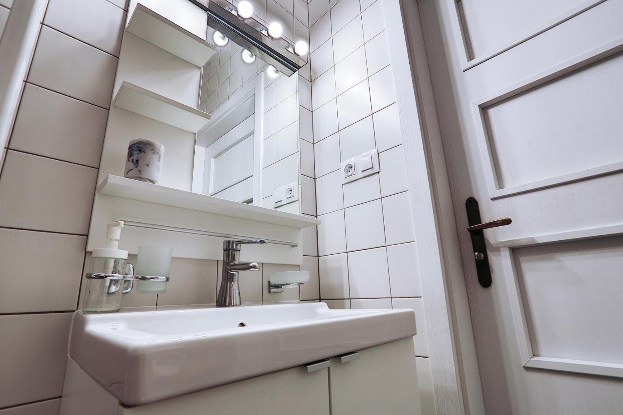 Two-Bedroom Haven In The Old Town Praga Exterior foto